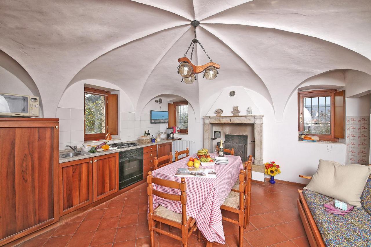 Aparthotel Il Colombaro Salò Esterno foto