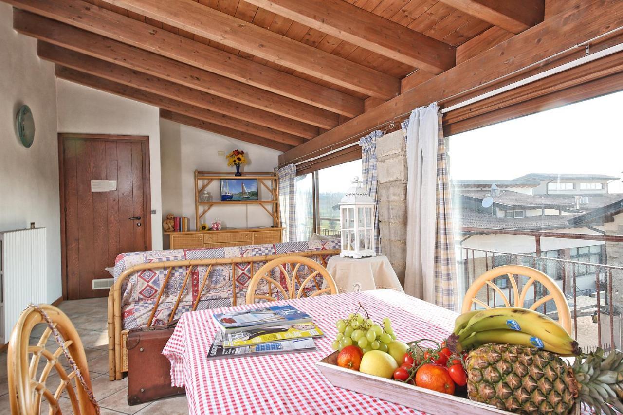 Aparthotel Il Colombaro Salò Esterno foto