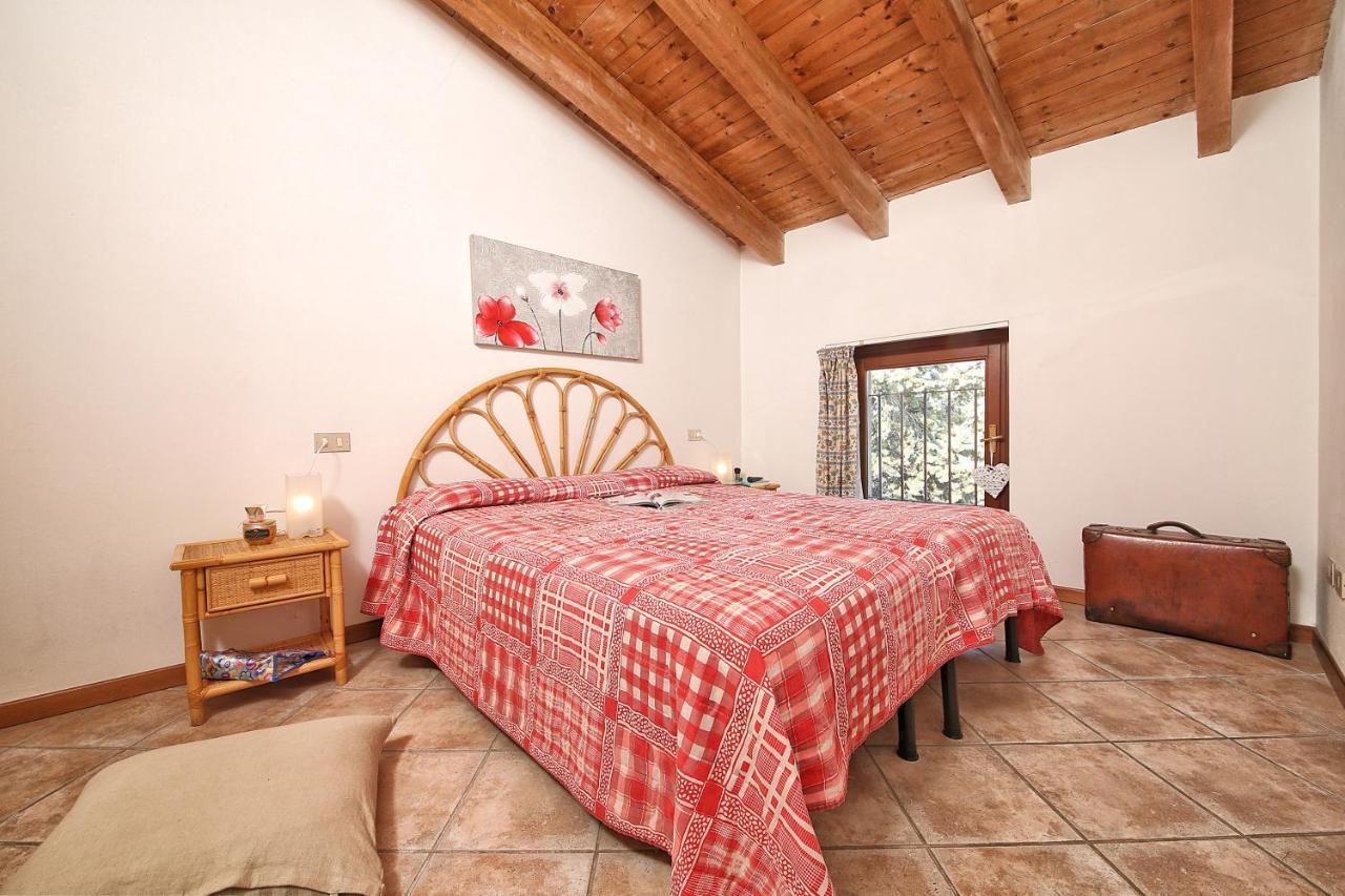 Aparthotel Il Colombaro Salò Esterno foto
