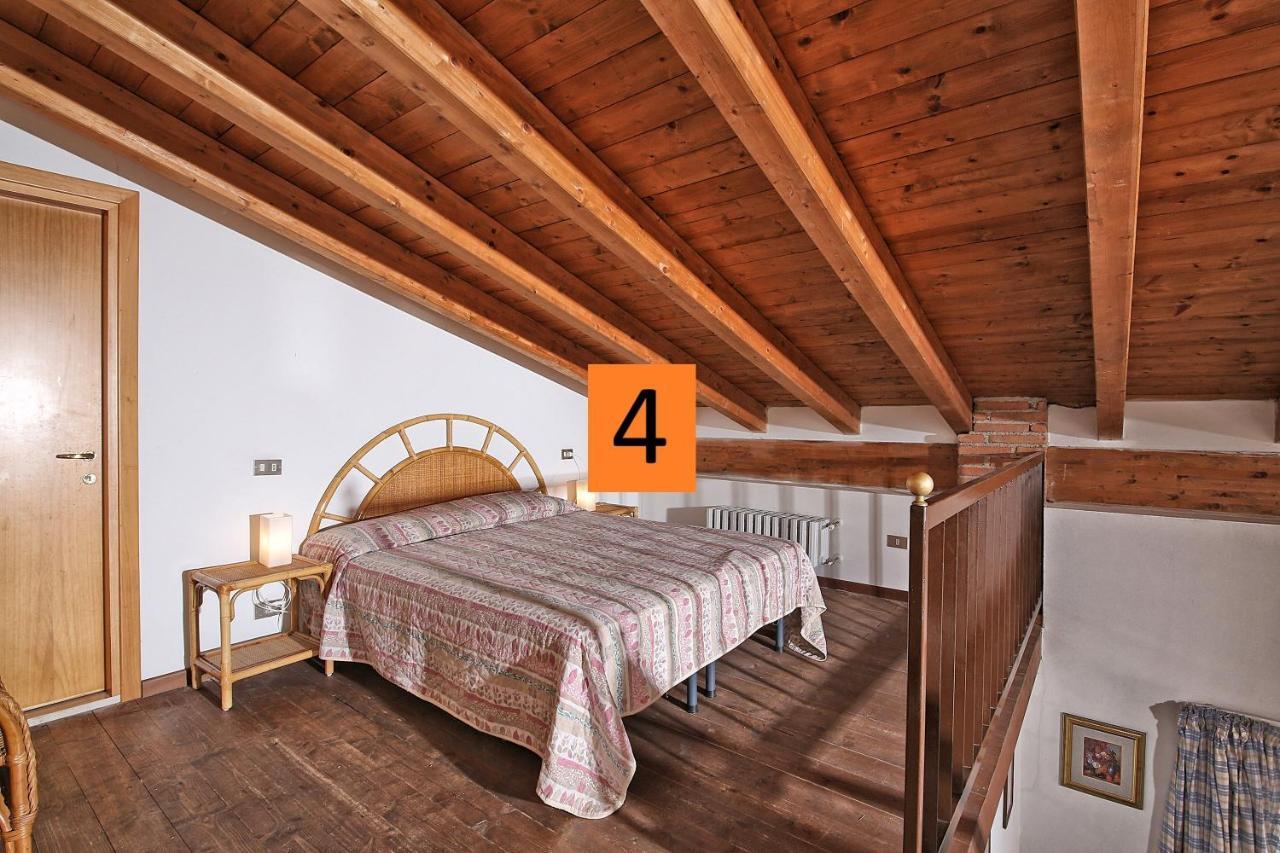 Aparthotel Il Colombaro Salò Esterno foto